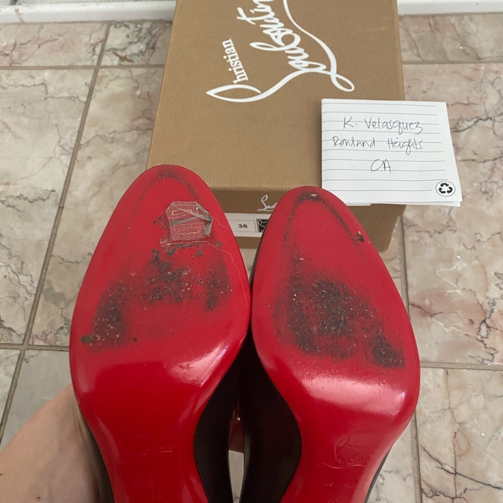 Christian louboutin 35 simple pump 100 used 2x